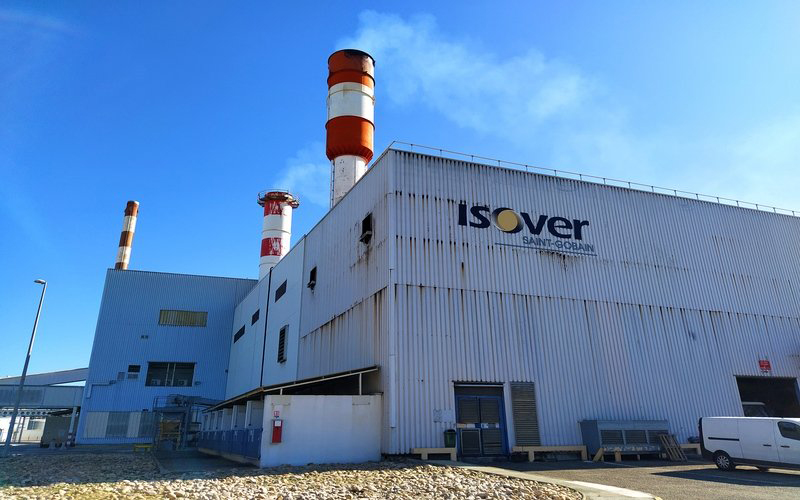 Dans son usine d'Orange, Isover mise sur le recyclage de la laine de verre